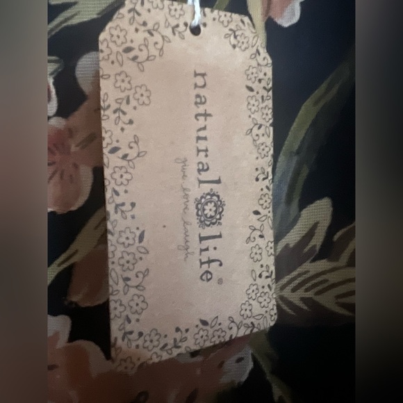 NATURAL LIFE Elegant Black Burnout Velvet Floral Kimono - Picture 6 of 15